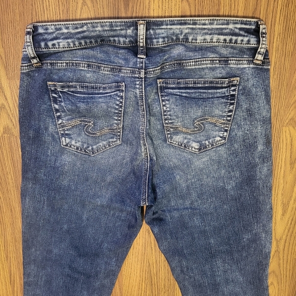 Silver Jeans Elyse Slim Bootcut Denim Women’s Jeans Size 29x33 Medium Wash A21 - Picture 9 of 9